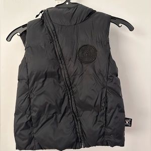 Nununu World Down Vest (like new)